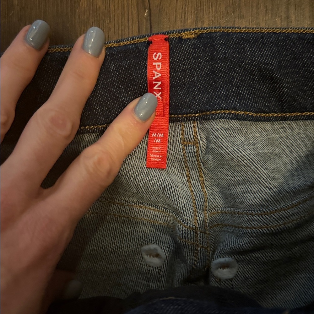 SpanxShape Everywear wide leg jeans NWOT - Picture 6 of 10